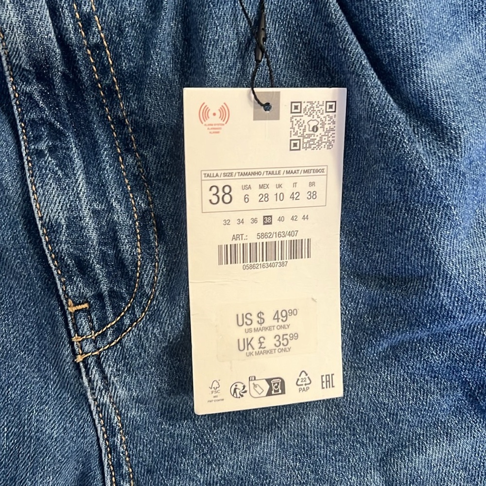 ZARA Mid Rise Style Wide Leg Jeans NWT - Picture 4 of 4